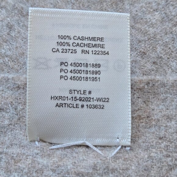 NWOT Babaton Cashmere Scarf Oatmeal Tan - Picture 11 of 11